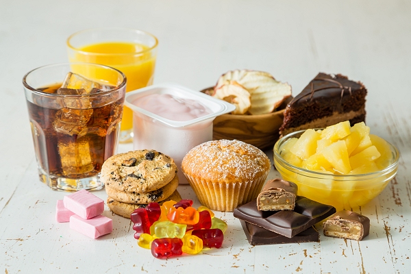 Evite os alimentos ricos em calorias vazias