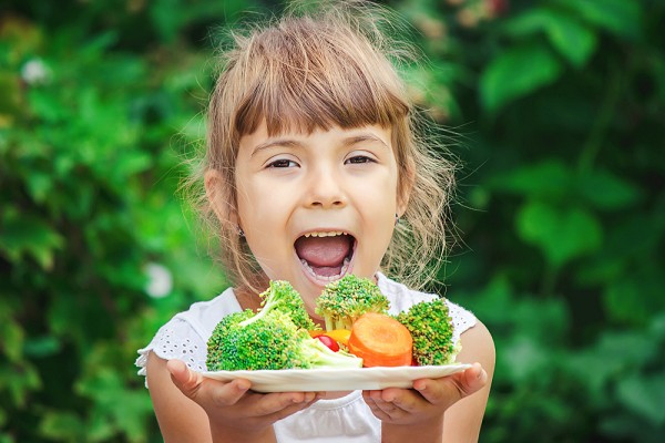Nutrição para Crianças: Construindo Bases para uma Vida Saudável