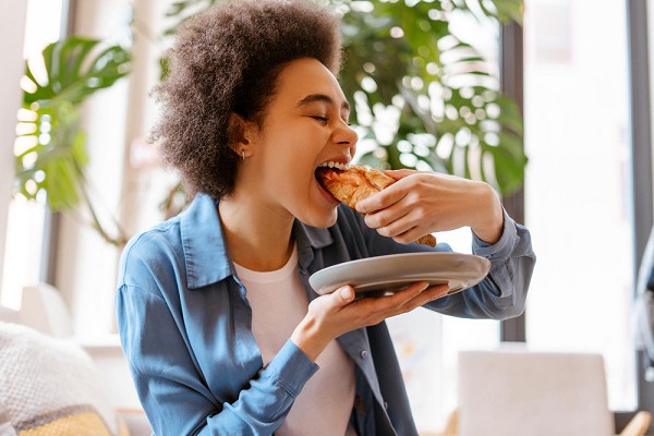 Velocidade da refeição pode ter ligação com deficiências nutricionais